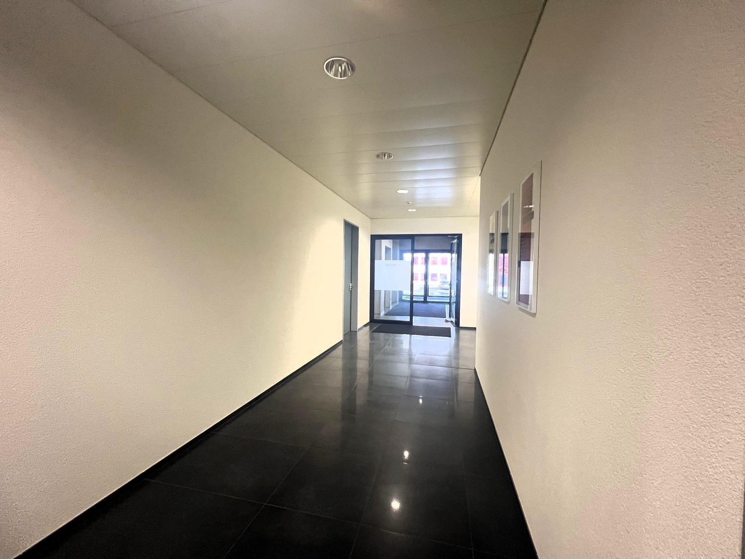 152m² office