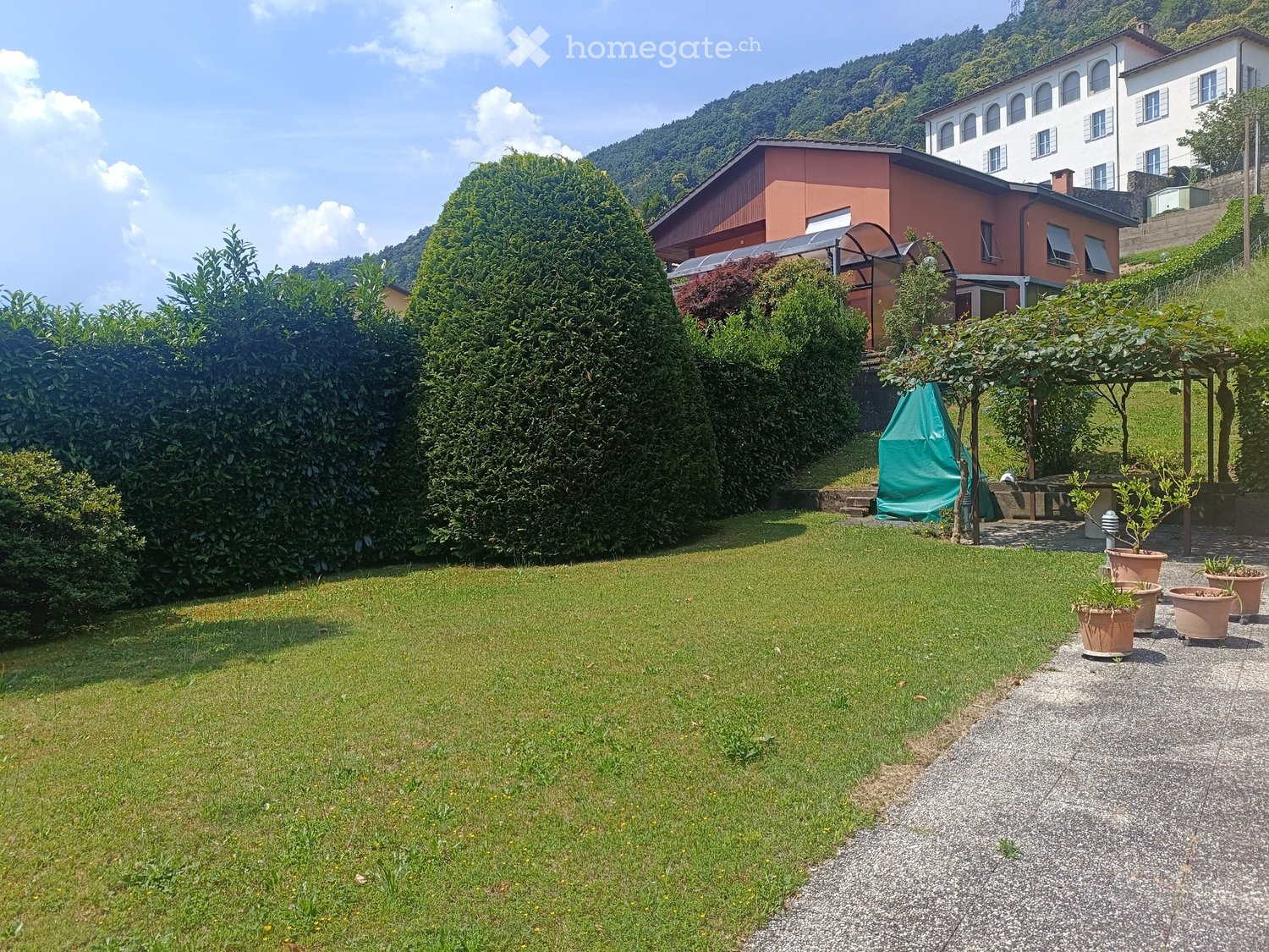 6 rooms single house