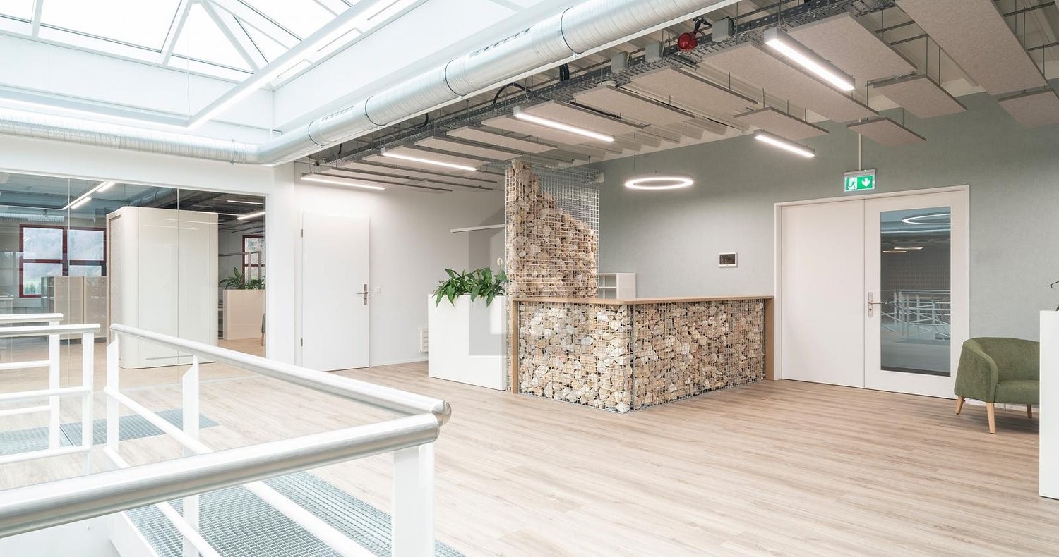 275m² office, photo 3 of 4