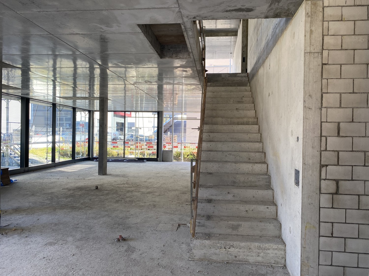 58m² office