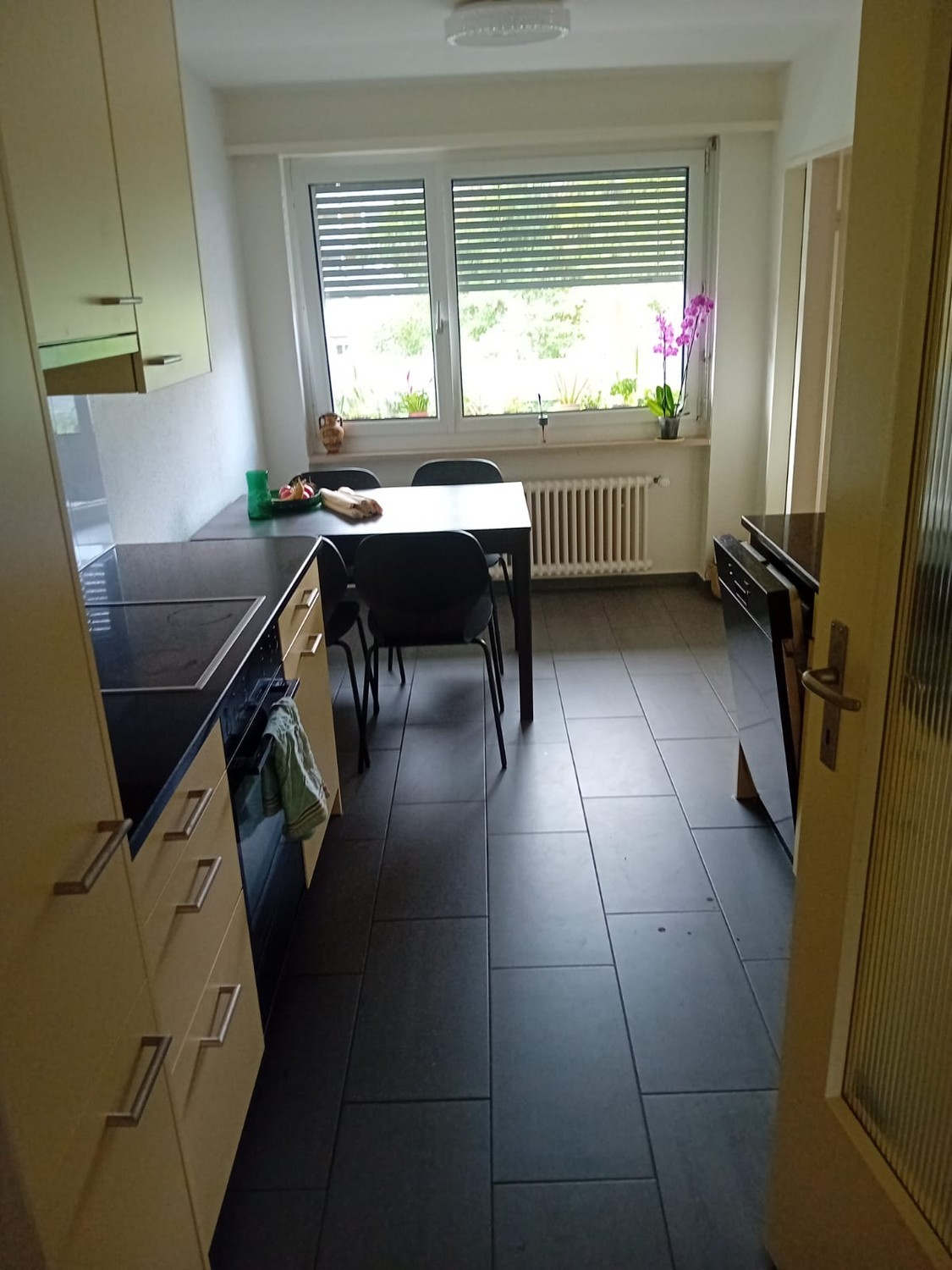 Chambre dans un appartement partagé