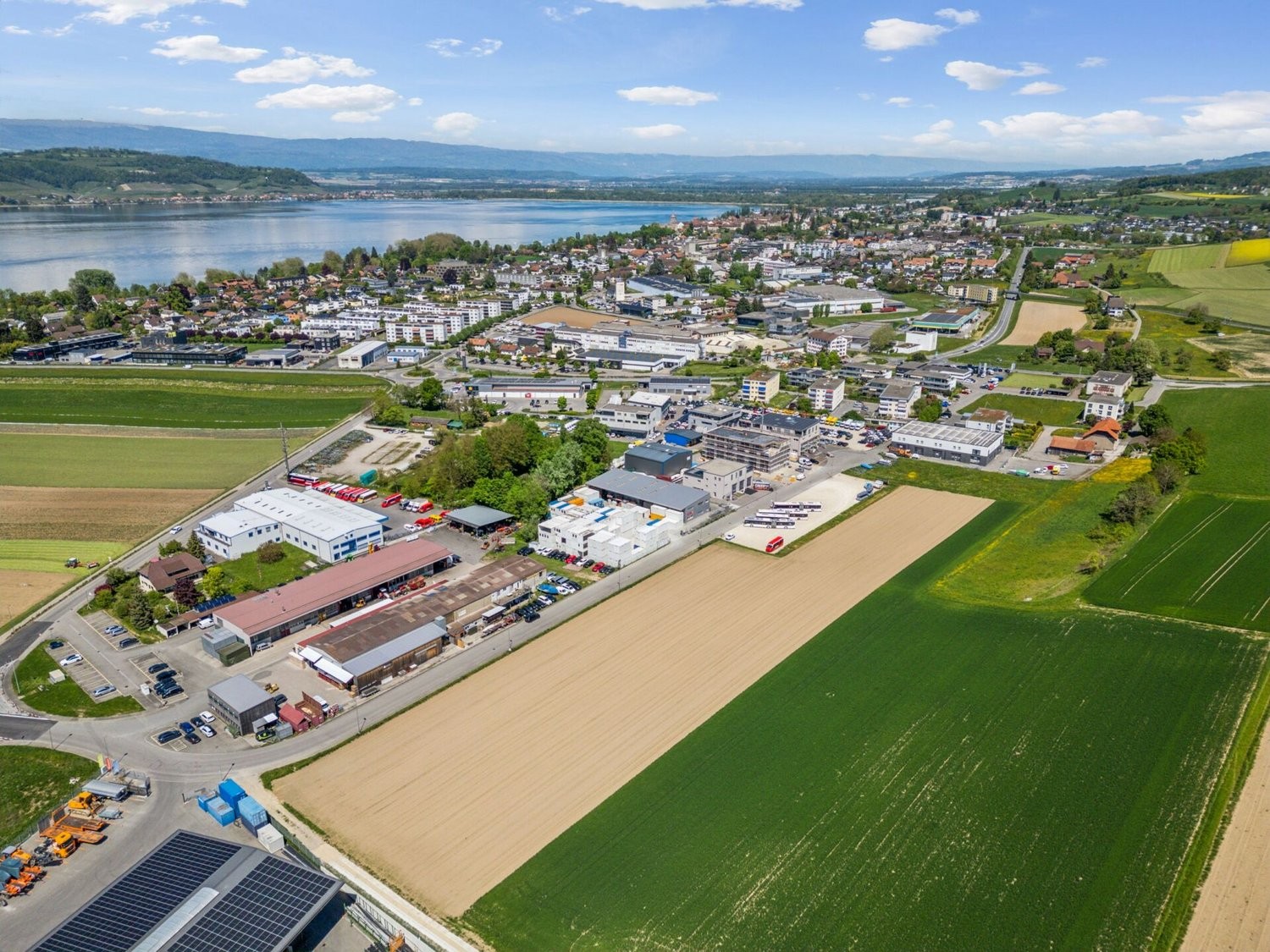 7033m² building land, photo 1 of 6