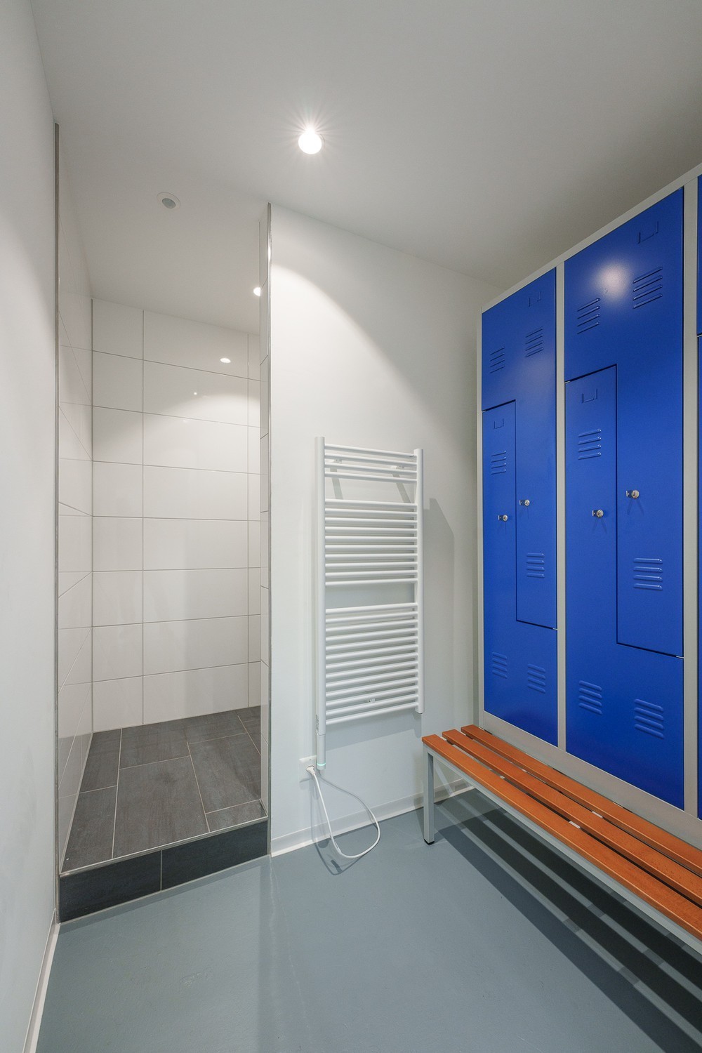 352m² office