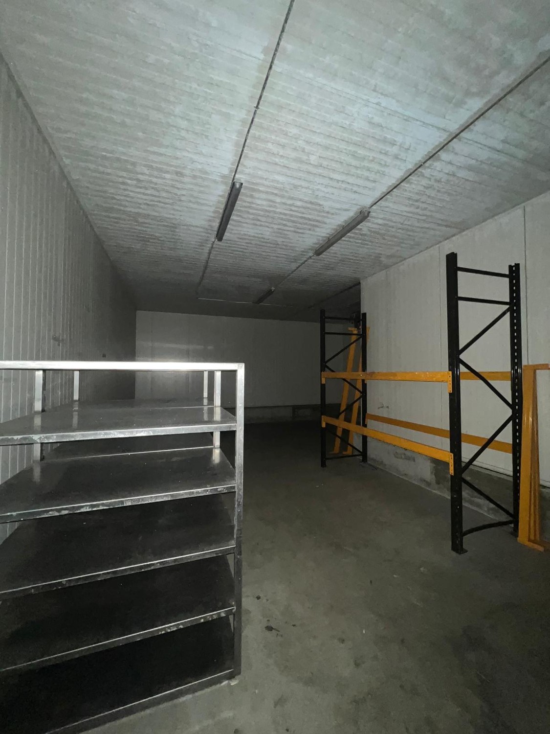 450m² commercial, photo 1 of 10