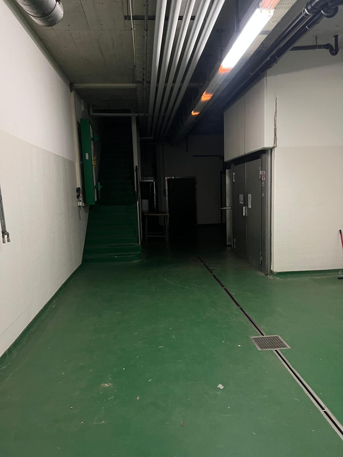 450m² commercial, photo 4 of 10