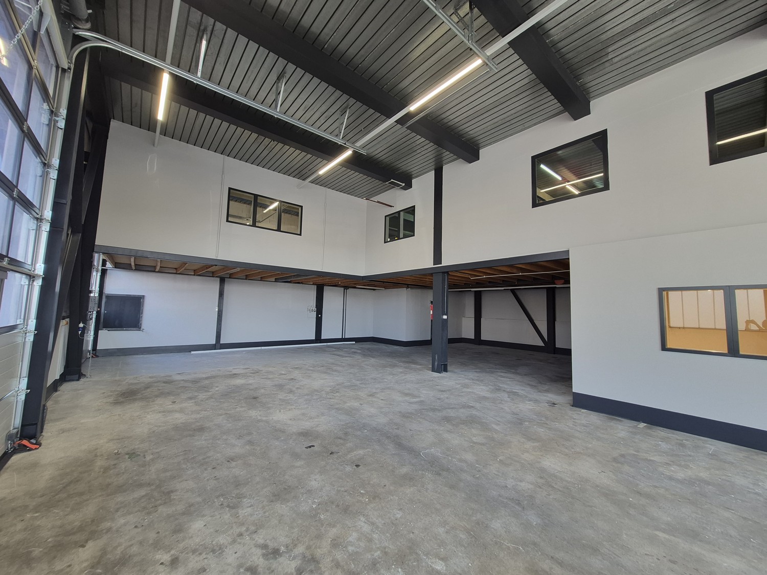 266m² commerciale