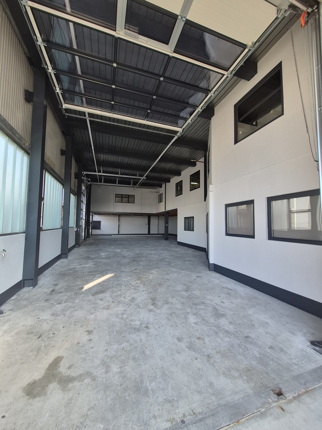266m² commerciale