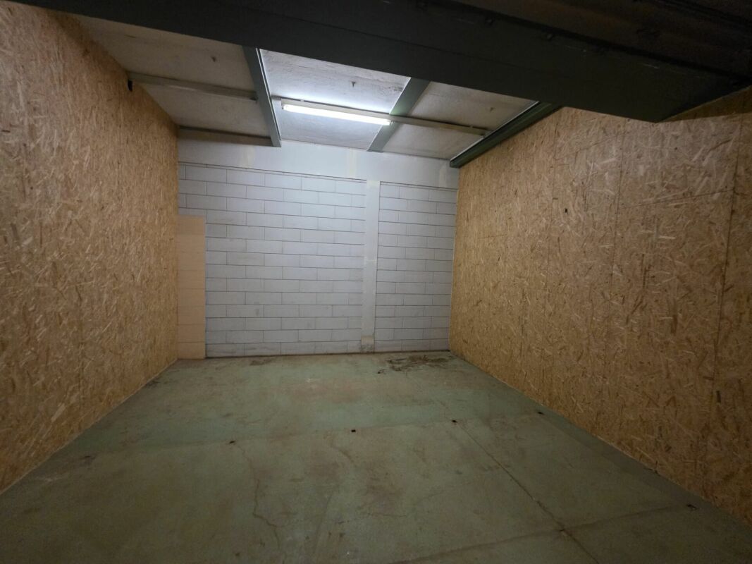 Storage room, photo 4 of 6