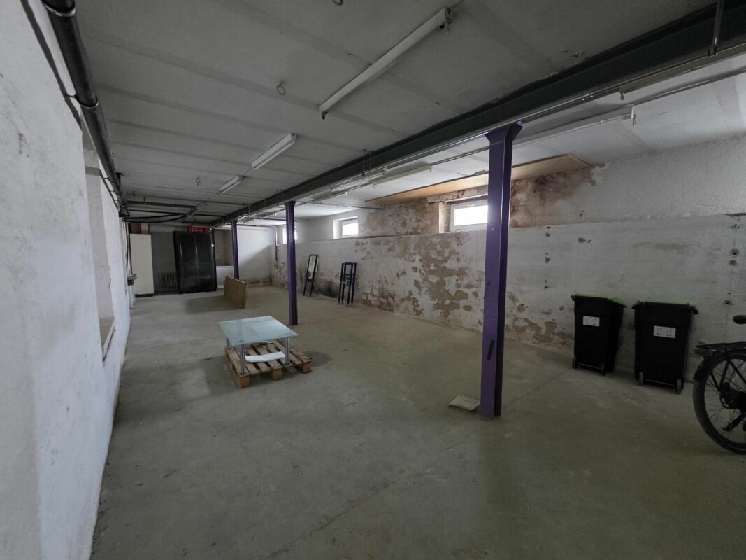 Storage room, photo 1 of 6