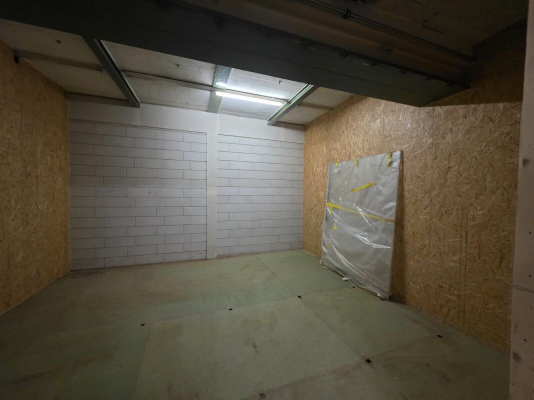 Storage room, photo 2 of 6