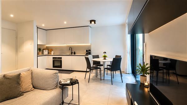 2 ½ rooms furnished flat