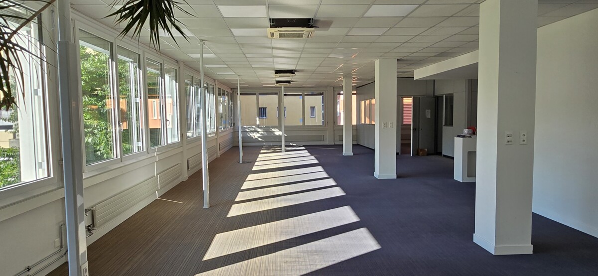 Office, photo 6 of 7