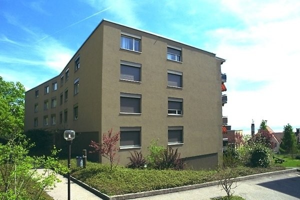 Indoor parking space

8.1% VAT is added for persons not living in the building.

**For viewings, please contact the concierge service - Clean Confort at +41 76 232 29 59.**