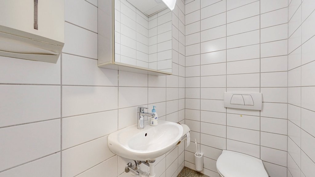 114m² office, photo 6 of 8