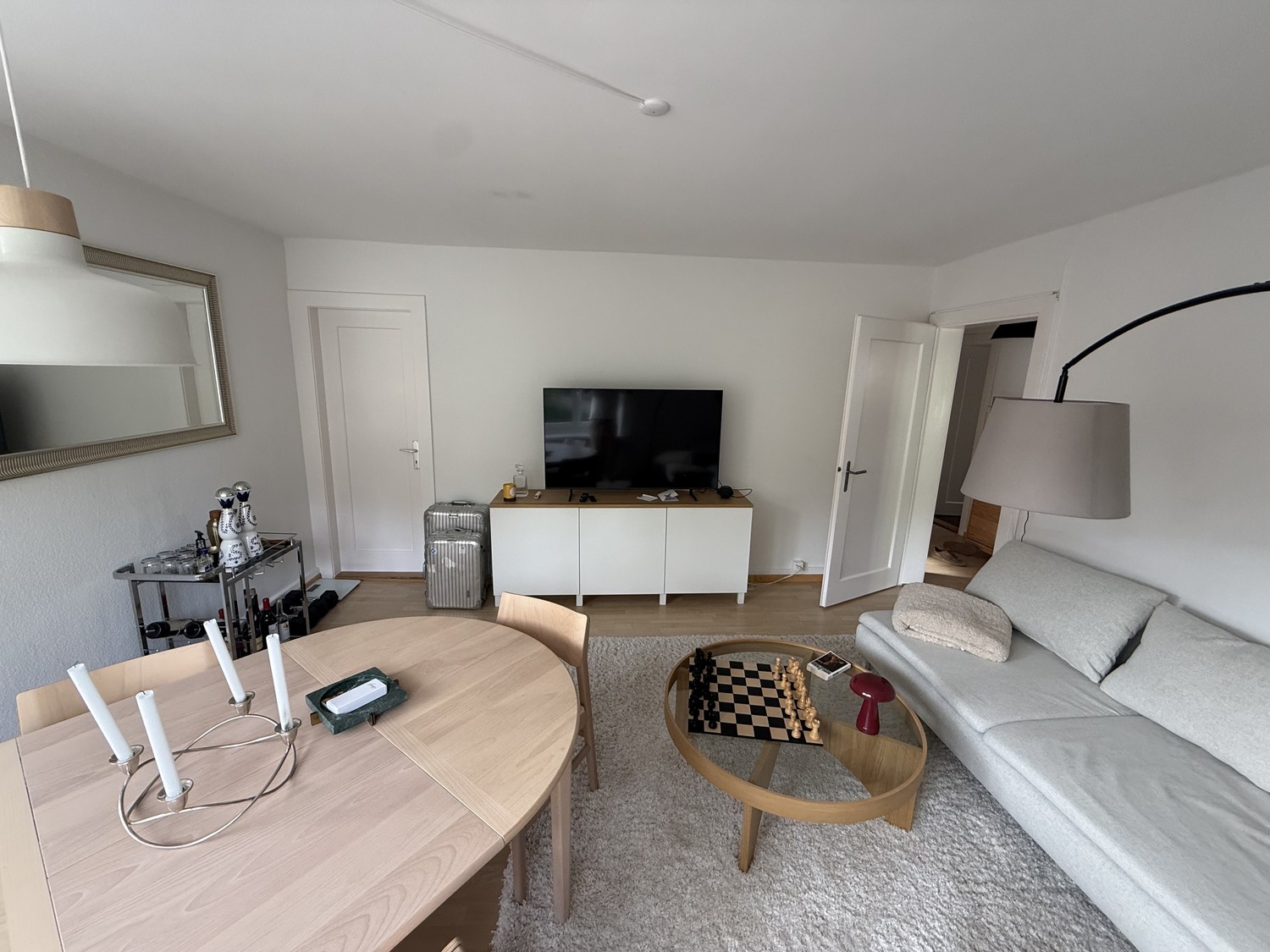 5 rooms apartment, Foto 1 von 5