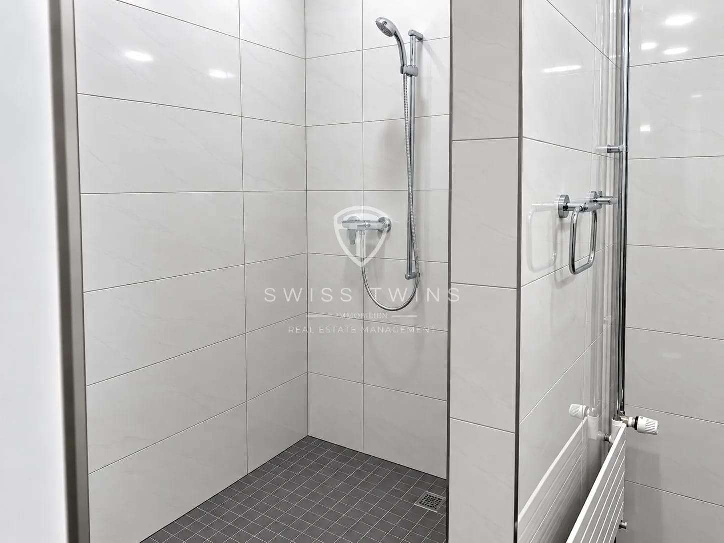 4196m² commercial