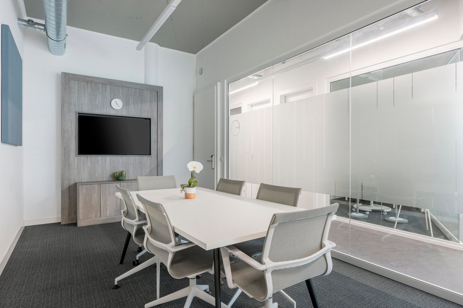 Office, photo 6 of 9
