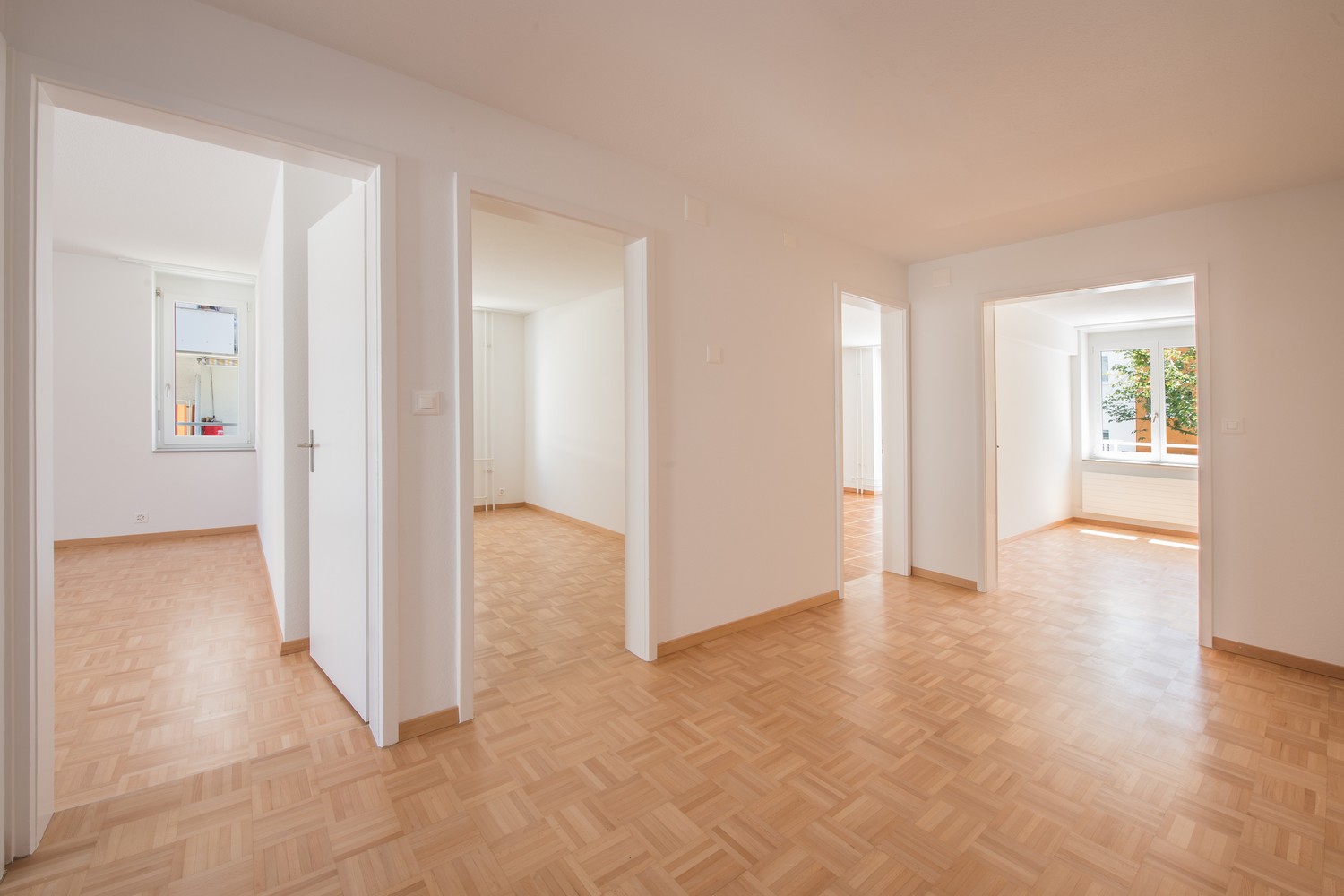 4 rooms apartment, photo 1 of 10