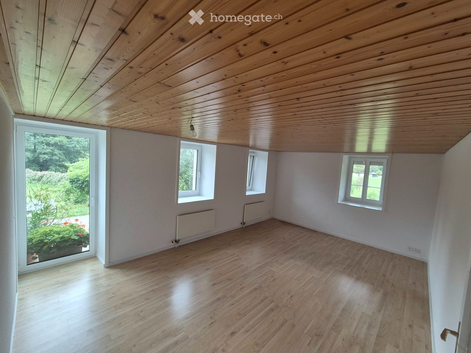 3 rooms apartment, photo 2 of 5