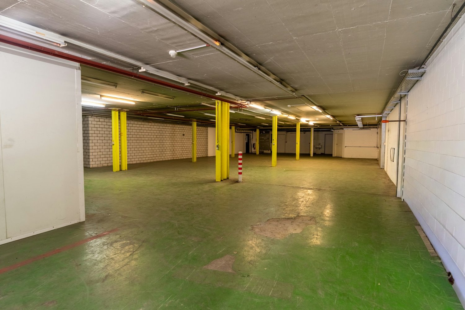 813m² commercial, photo 7 of 7