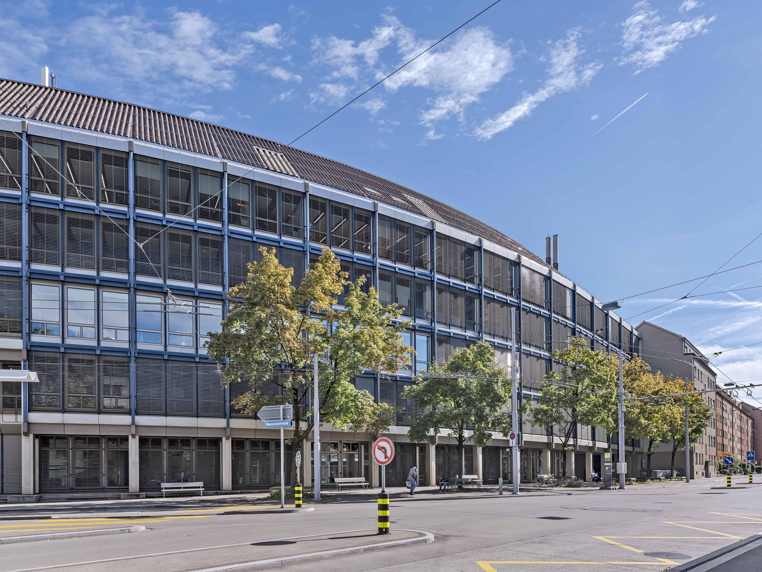 667m² office, photo 3 of 10