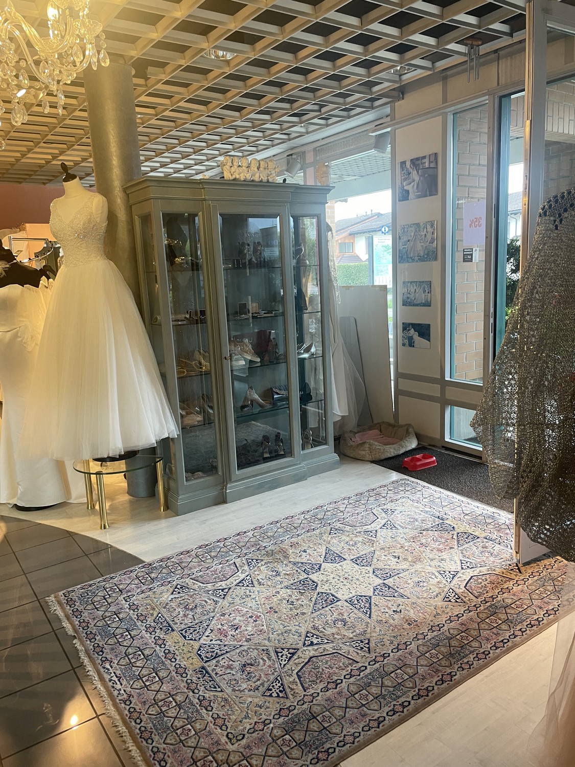 162m² commercial, photo 2 of 5