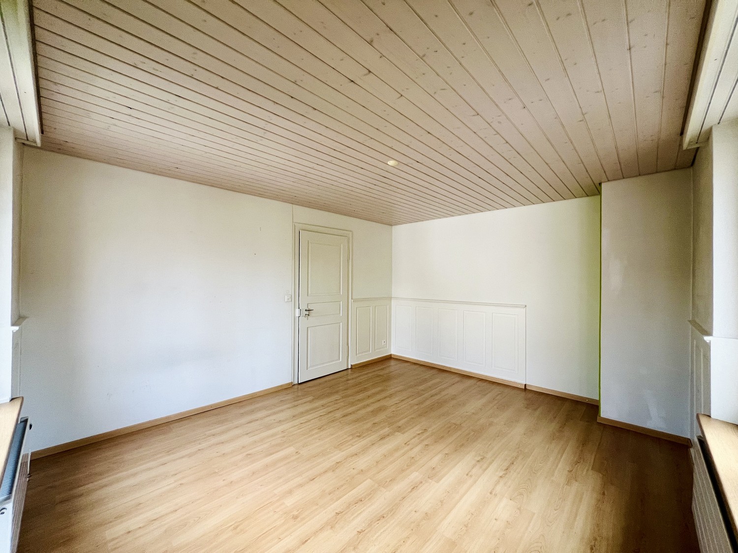 Chambre dans un appartement partagé