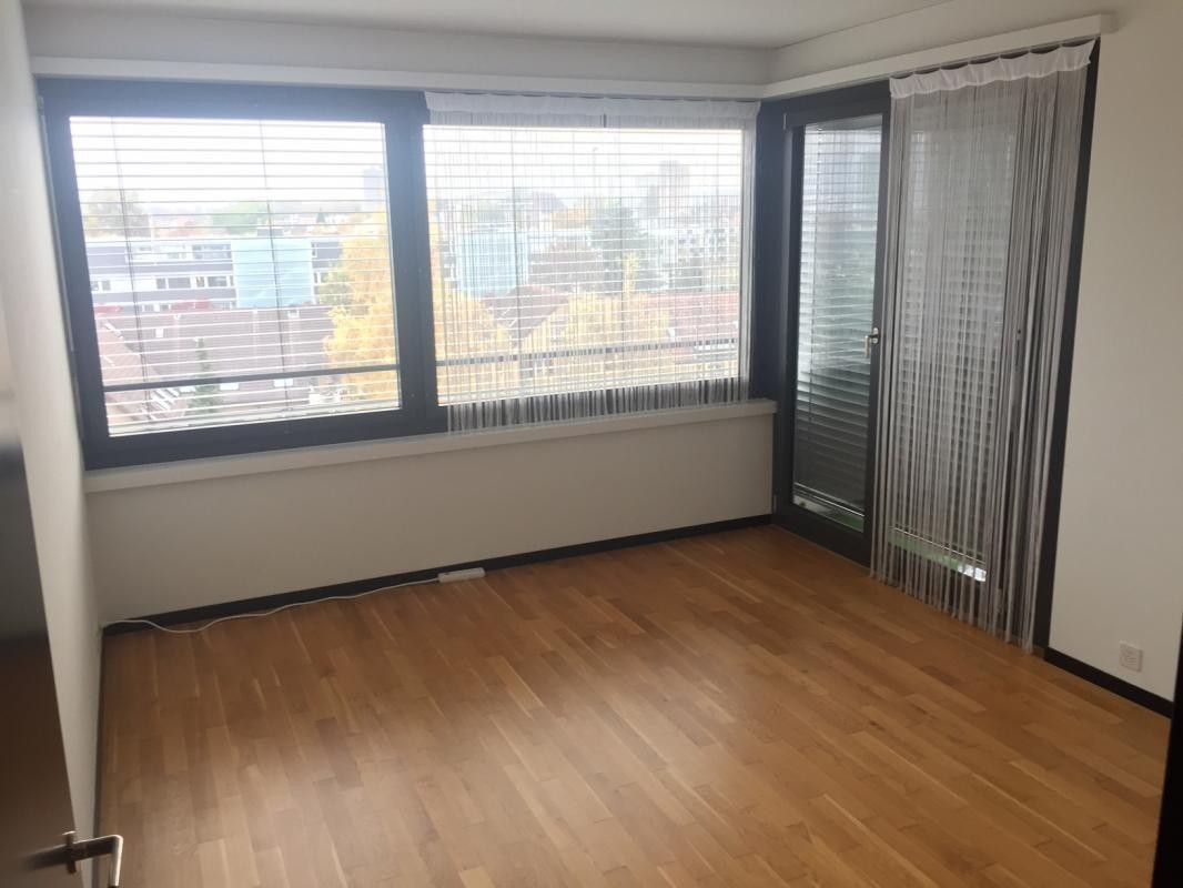 Chambre dans un appartement partagé