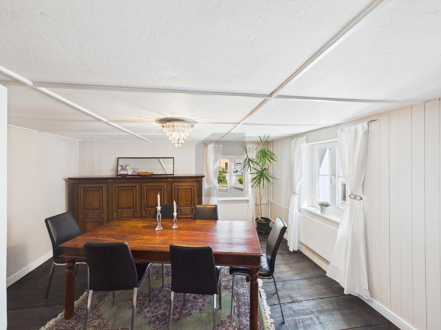 11 rooms duplex house, photo 1 of 4