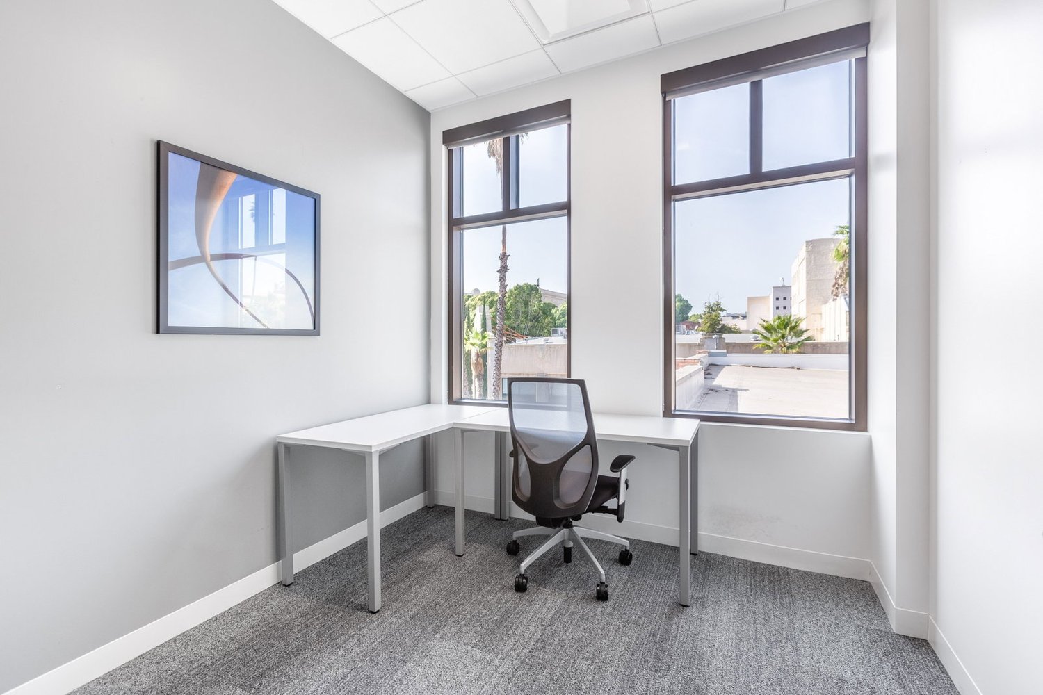 Office, photo 1 sur 10