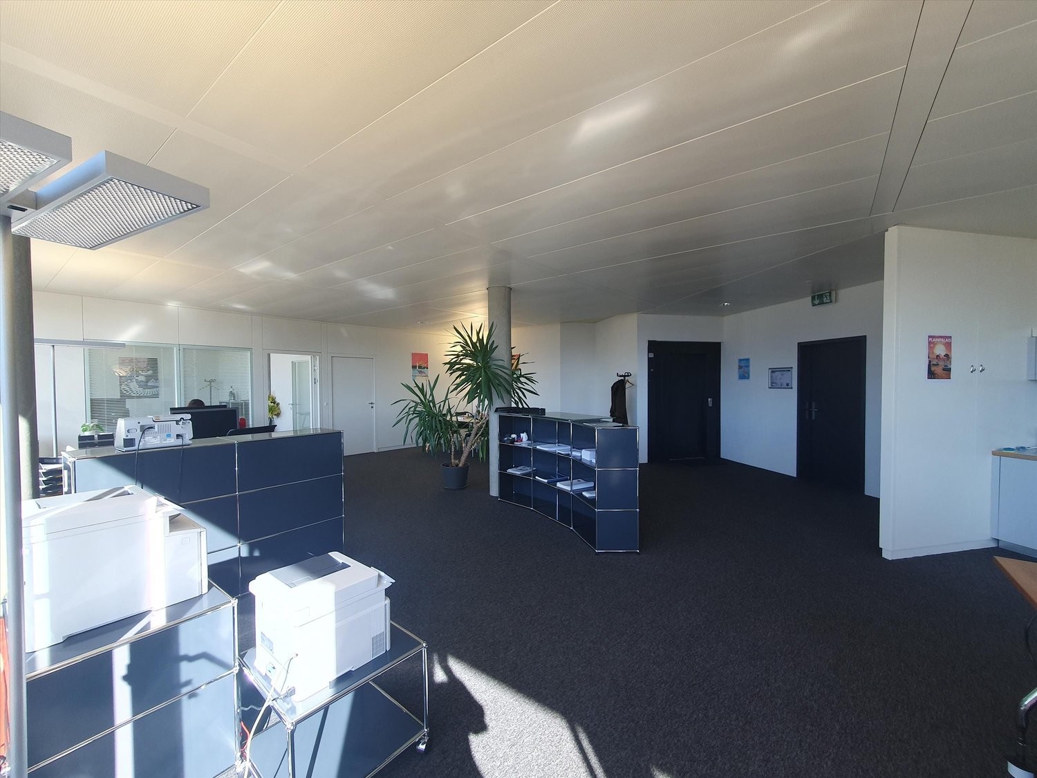 194m² office