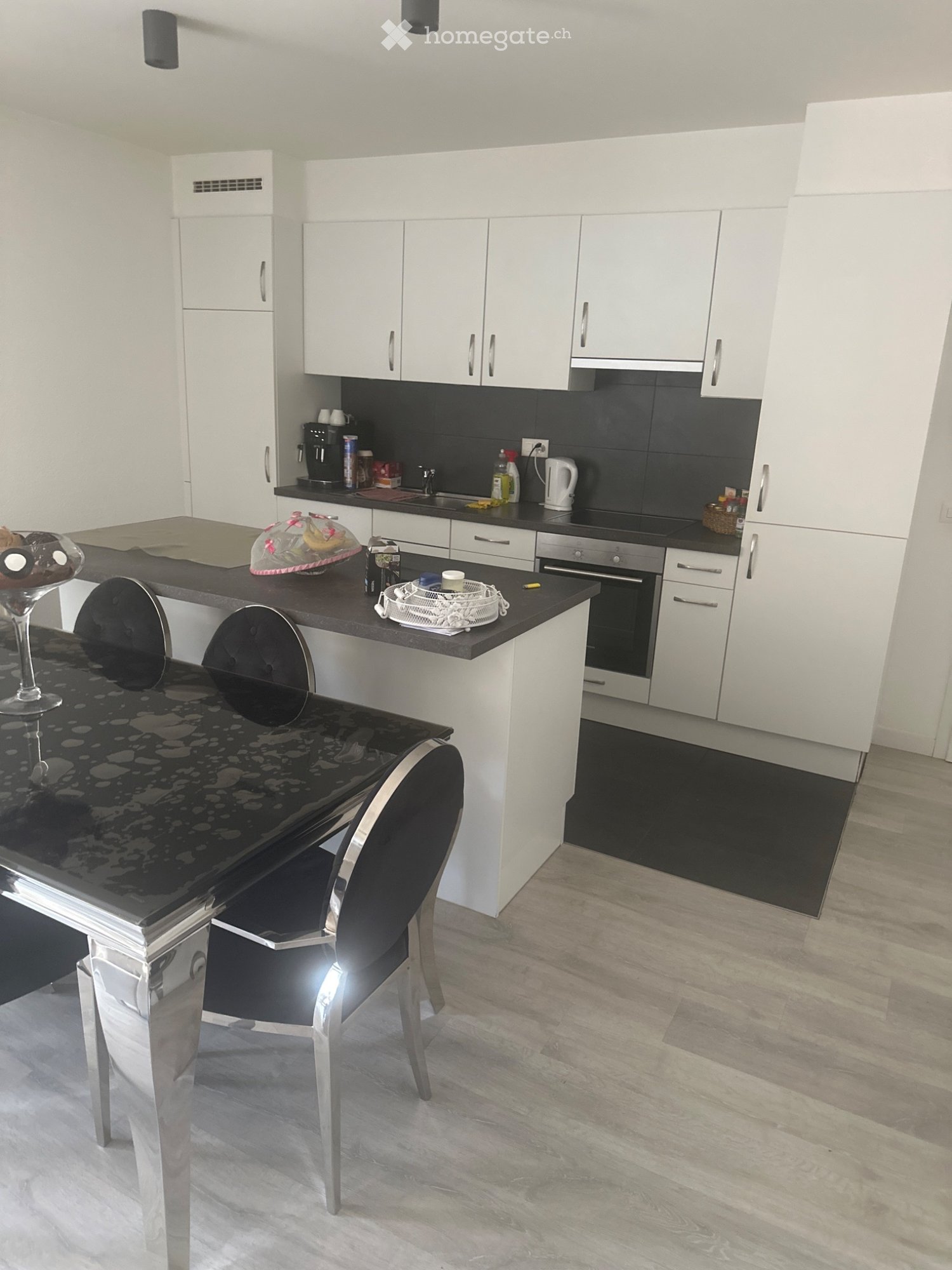 4 rooms apartment, photo 2 of 5