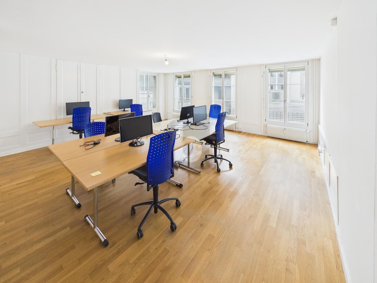 Office, photo 4 of 4