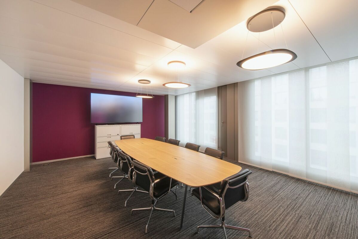 1124m² office, photo 5 of 10
