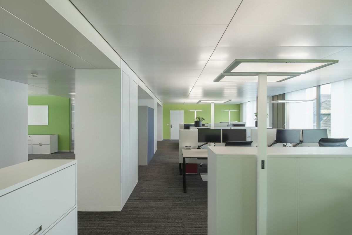 1124m² office, photo 4 of 10