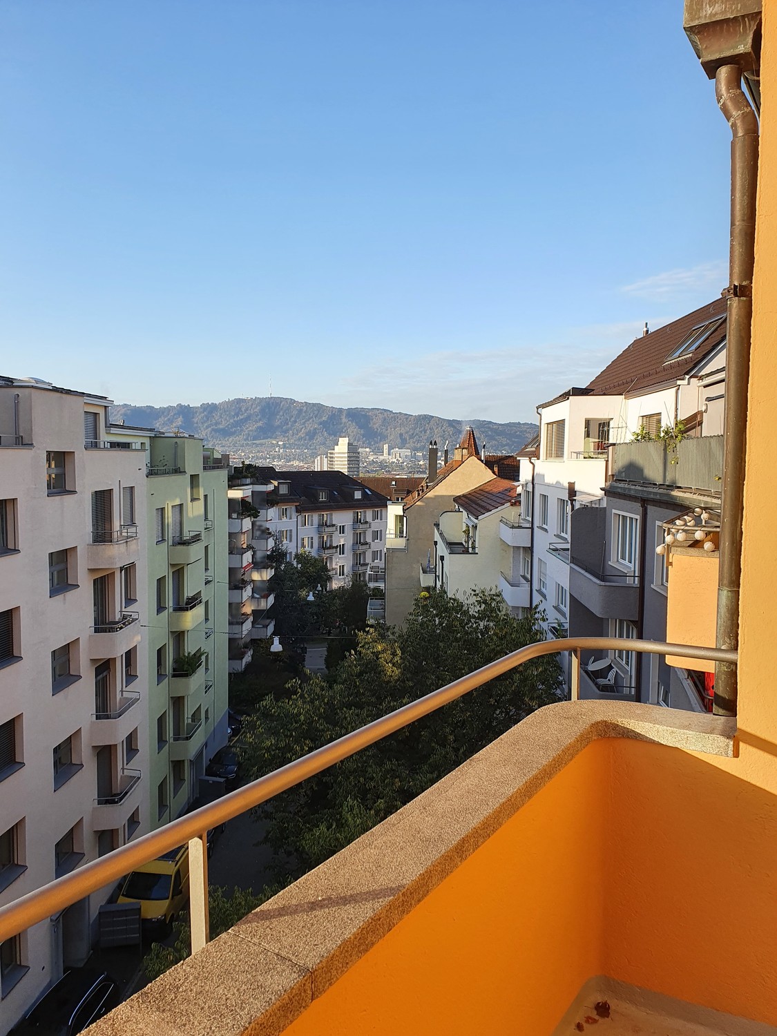 1 room apartment, Foto 3 von 3