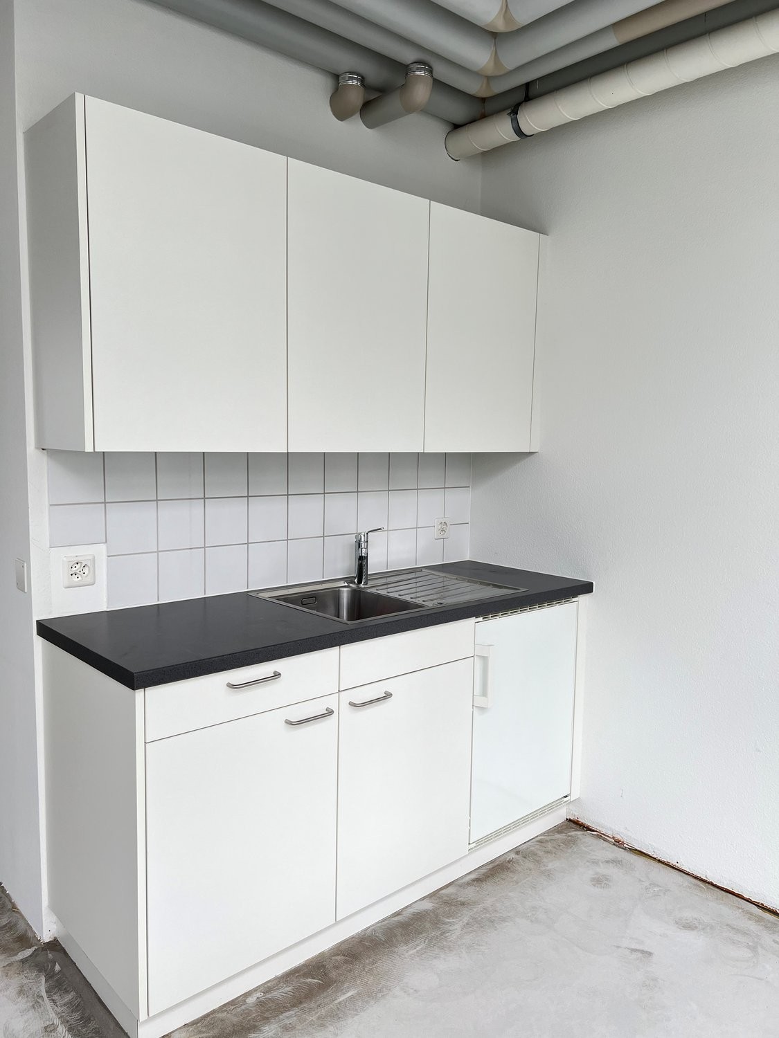 61m² ufficio, foto 3 di 4