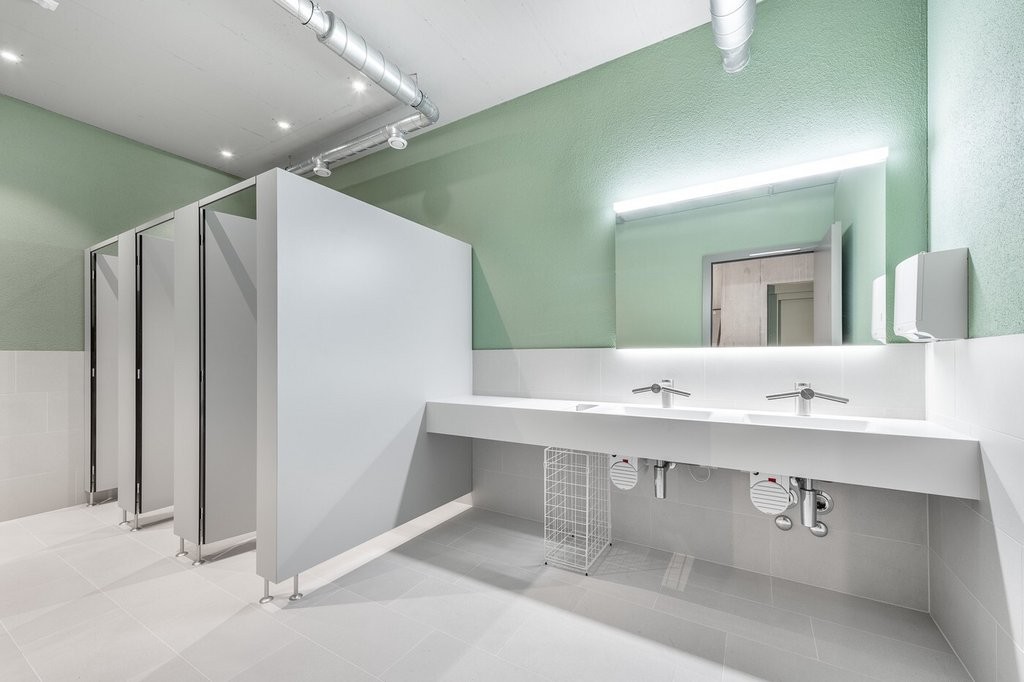 181m² office