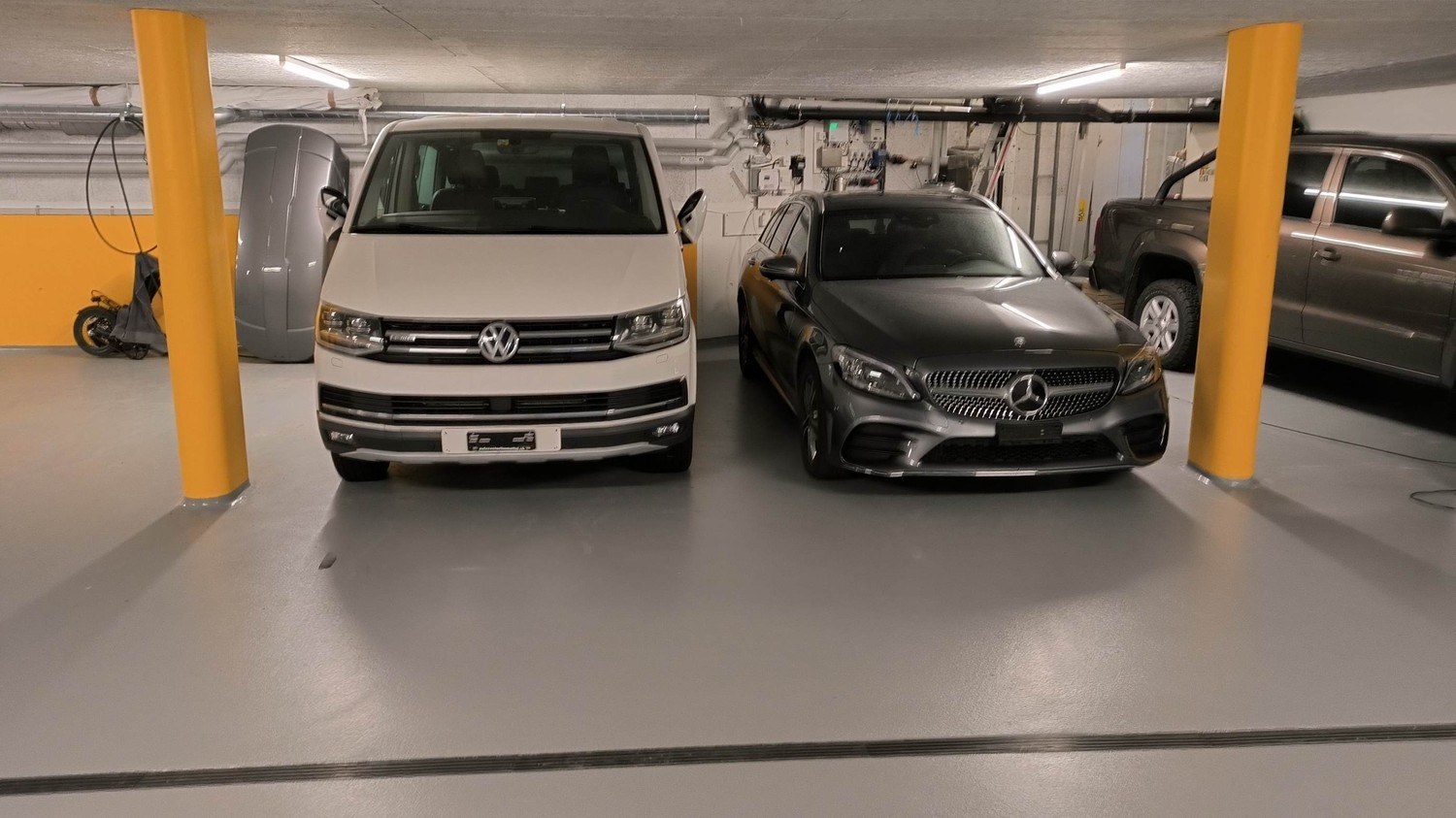 Emplacement ouvert de 14m²