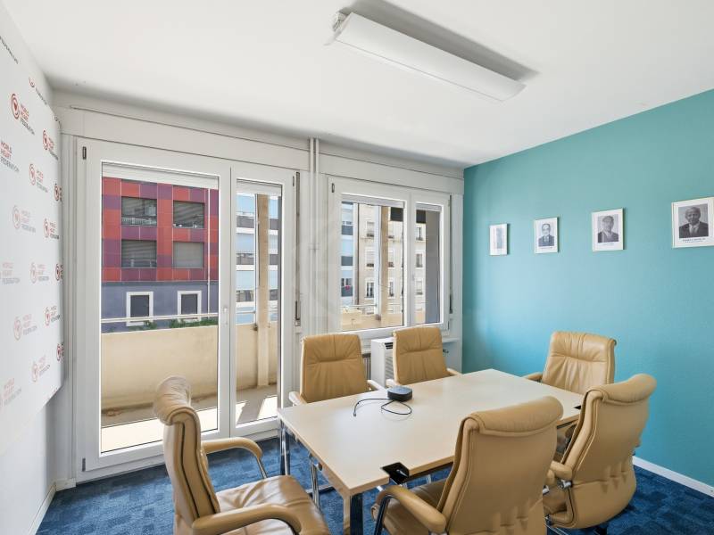 360m² office, photo 9 of 10