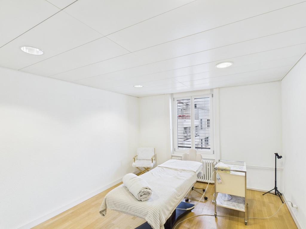 120m² office, photo 9 of 10