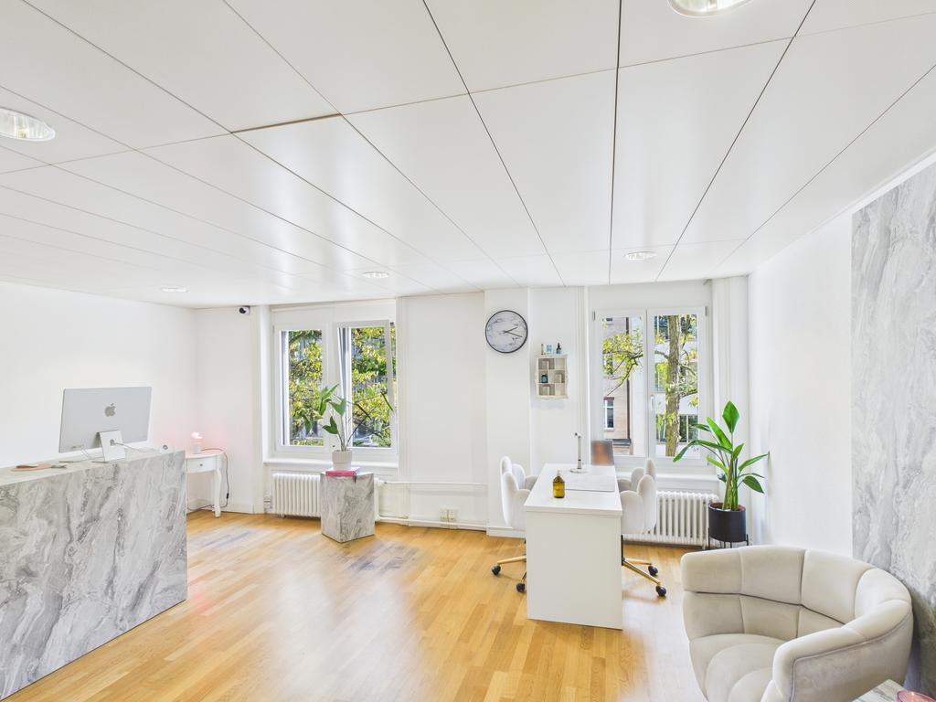 120m² office, photo 1 of 10