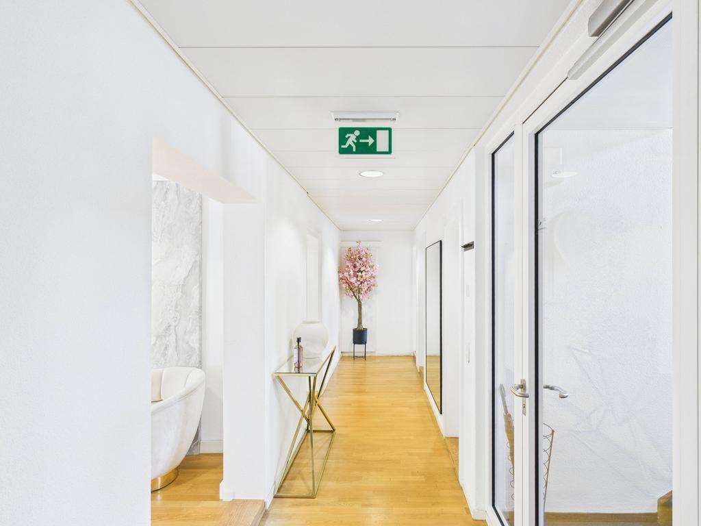 120m² office, photo 3 of 10