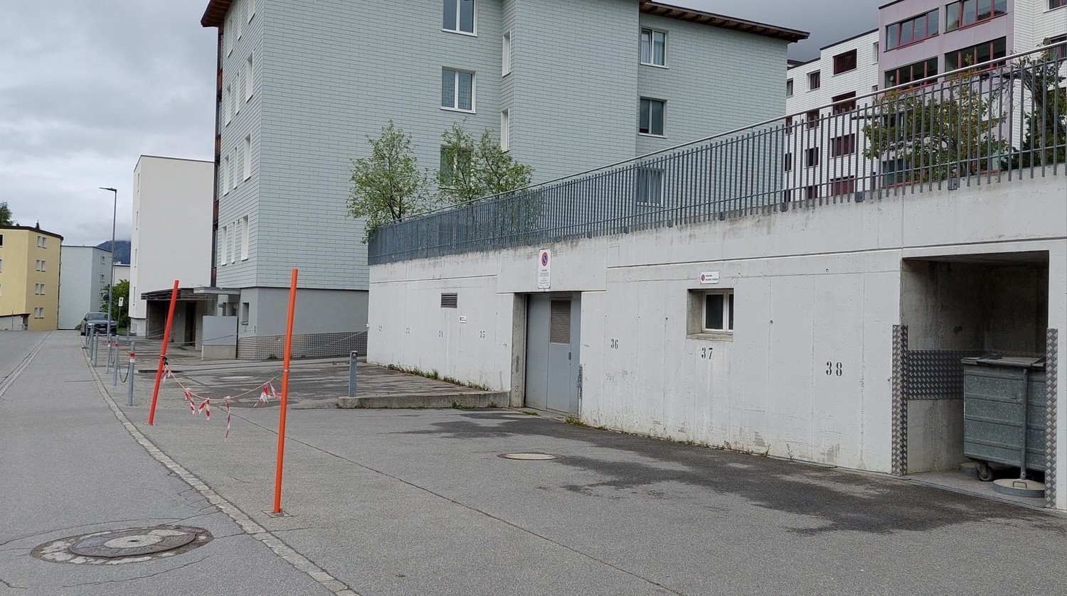 Posto per moto coperto

Affittiamo, su accordo, un posto auto per una motocicletta in Brämabüelstrasse a Davos Platz.