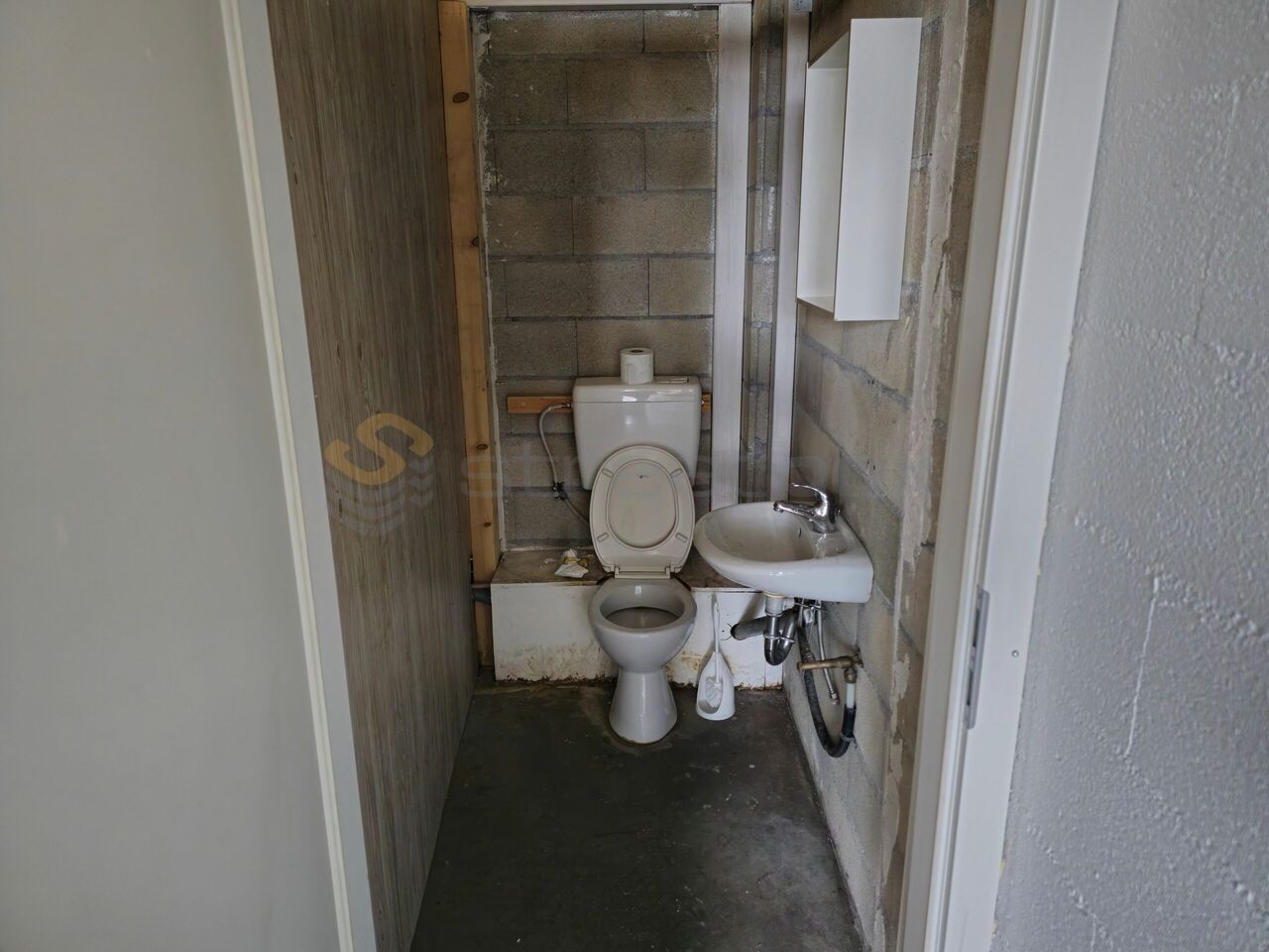 230m² commercial, photo 5 of 6