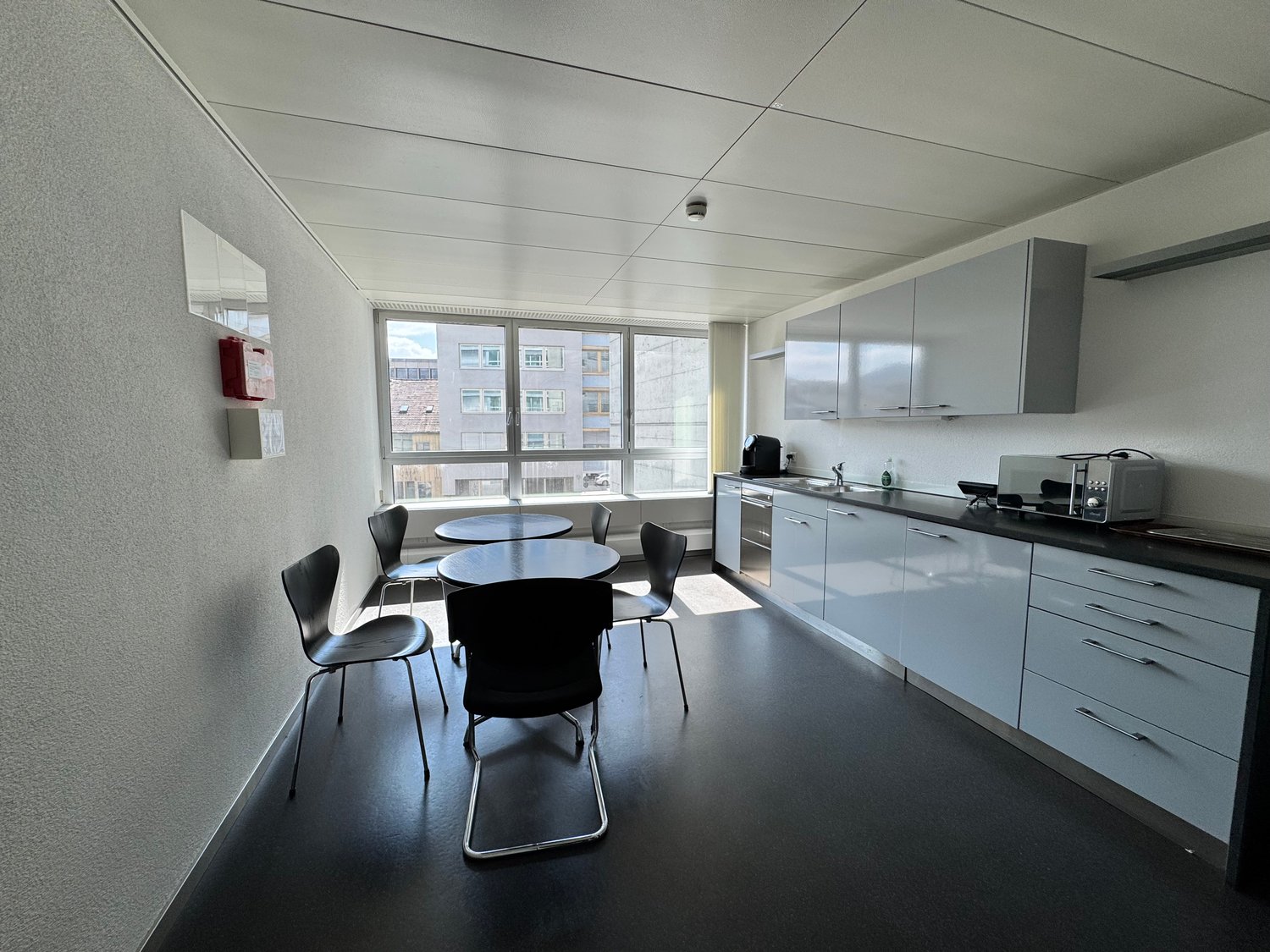 476m² office, photo 6 of 10