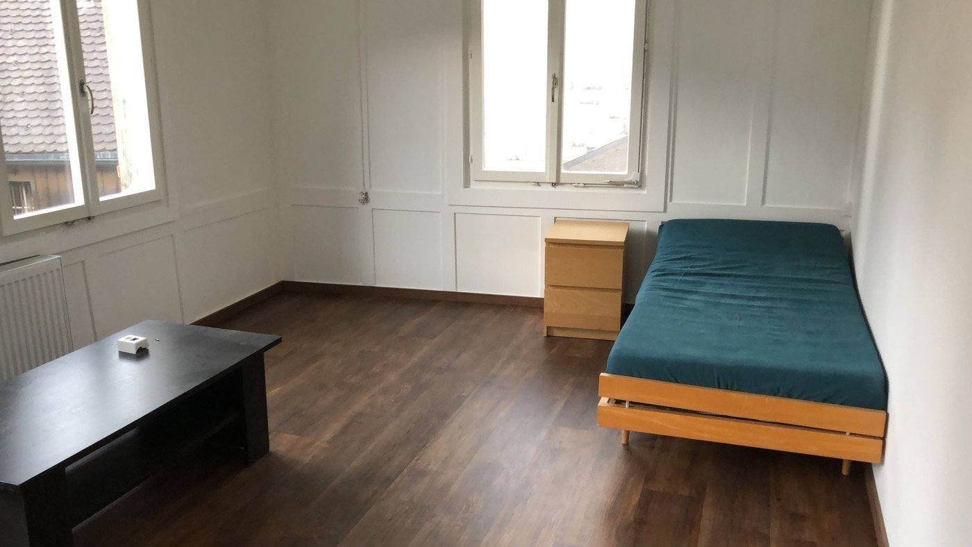1 room apartment, Foto 2 von 3