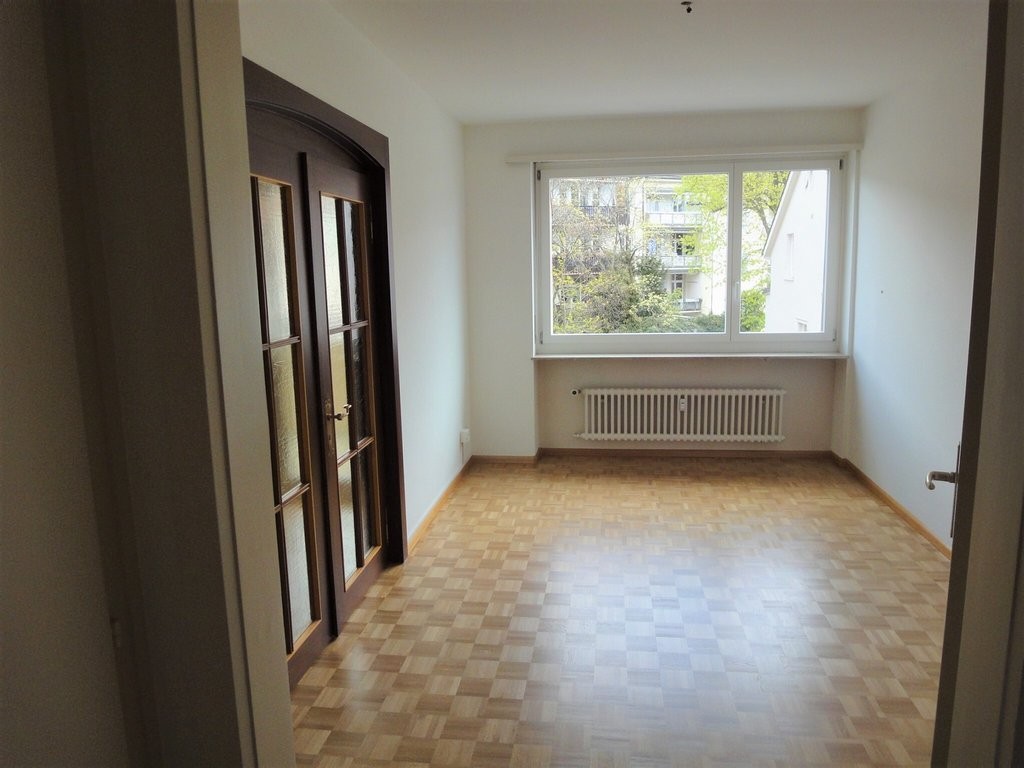 4 rooms apartment, photo 3 of 9