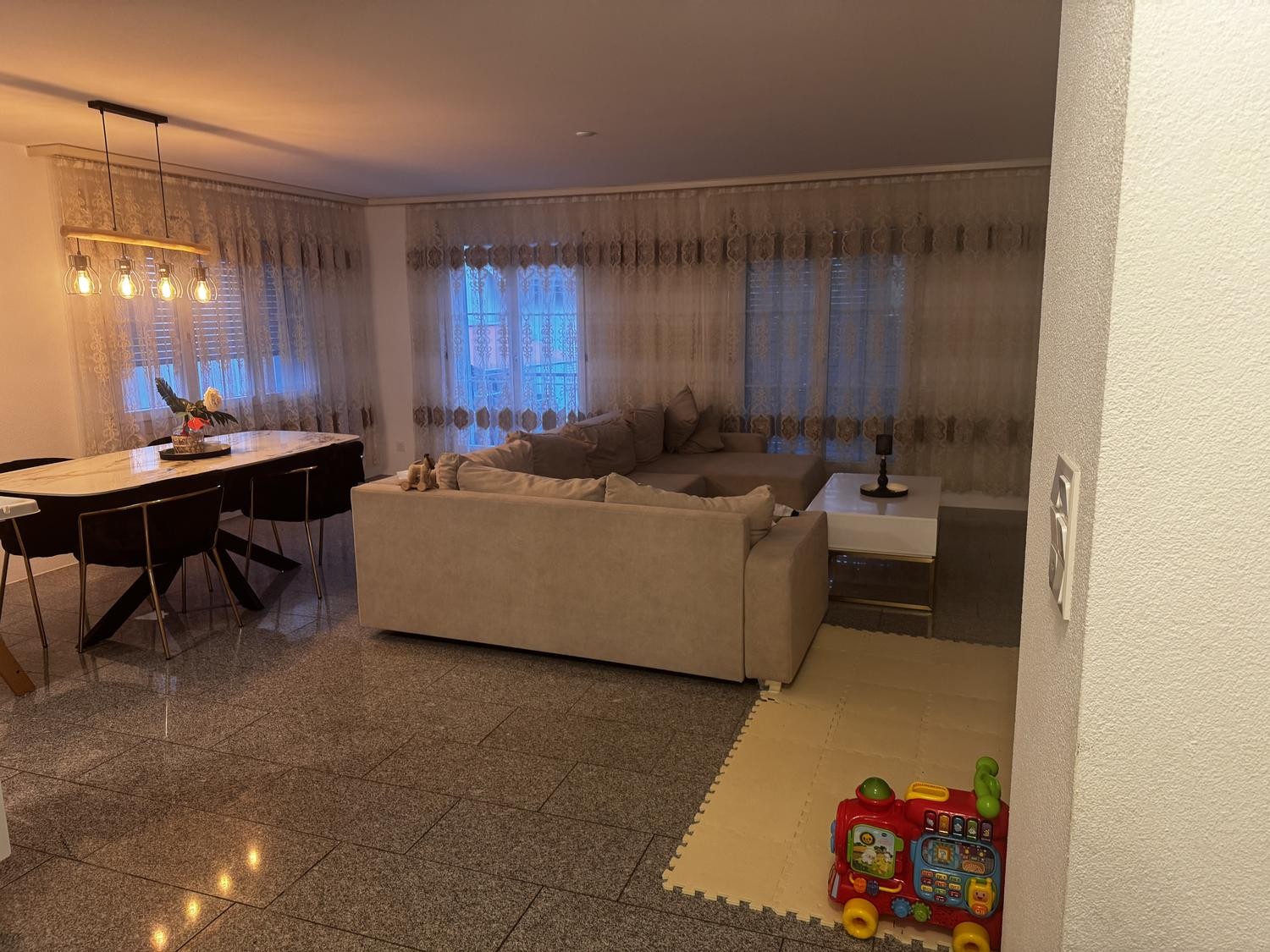 4 ½ rooms apartment, photo 1 of 8