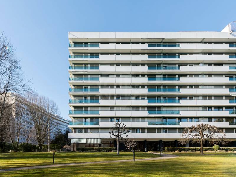 147m² office, photo 1 of 10